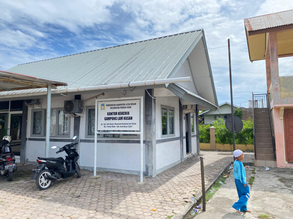 Kantor Keuchik Gampong Lam Hasan, Kecamatan Peukan Bada, Kabupaten Aceh Besar